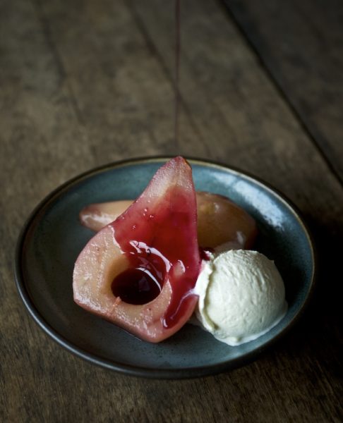 PINOT POACHED PEARS